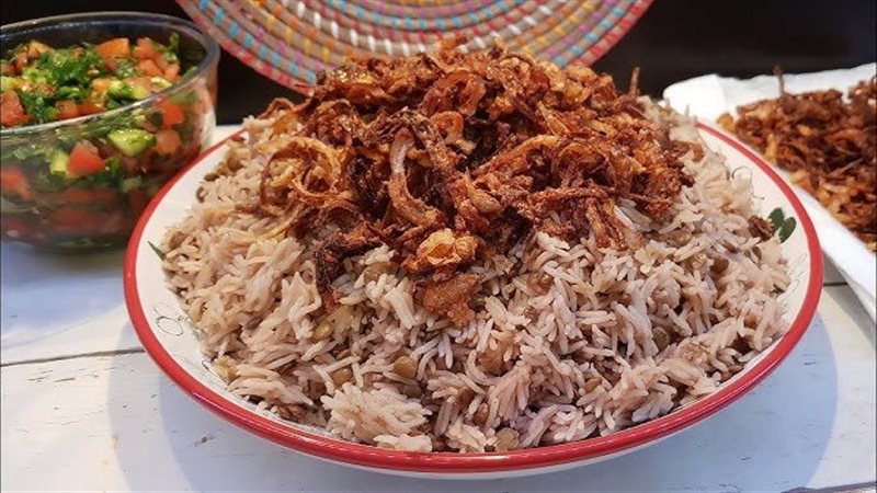 صينية المجدرة بالبصل