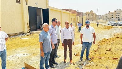 رئيس جهاز القاهرة الجديدة يتفقد محطة الصرف الصحي رقم 12 بالأندلس تمهيدًا لتشغيلها 