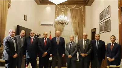 رئيس محكمة النقض يهنئ المستشار عبد الآخر فواز بمنصبه الجديد