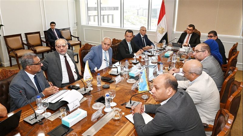 وزير الإسكان
