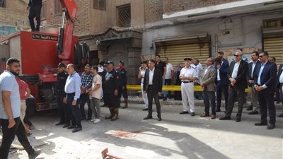 إنقاذ شاب وانتشال جثمان والدته إثر حادث انهيار منزل بطنطا
