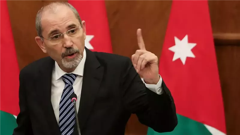 وزير الخارجية الأردني أيمن الصفدي
