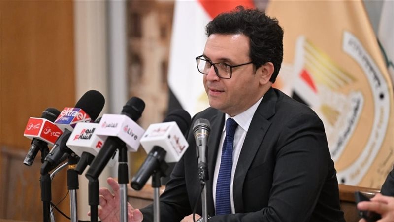 الدكتور أحمد فؤاد هَنو وزير الثقافة