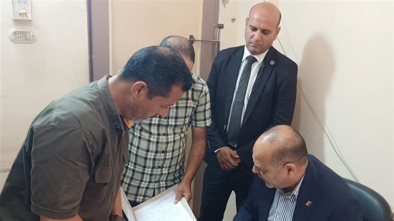 خلال جولة وزير العمل 