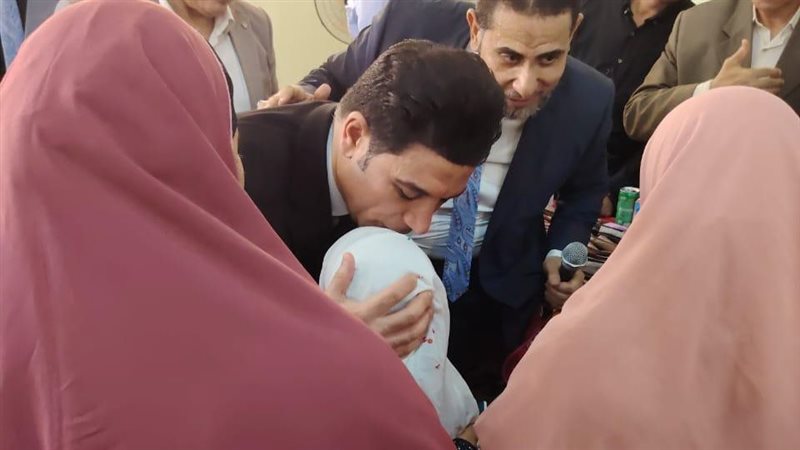 محافظة سوهاج تُكرّم ذوي الهمم والمعلمات بمدرسة تحفيظ القرآن 