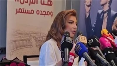 بعد 15 عام فراق.. أصالة  تفاجئ جمهورها بعودتها إلى سوريا: 