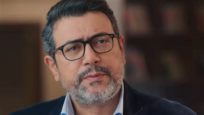 بعد وفاء عامر.. رد صارم من أحمد وفيق على اتهامه بتجارة الأعضاء