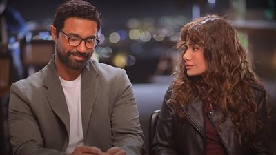 كريم فهمي يوجه رسالة حب لجمهوره عن 220 يوم من الساحل الشمالي