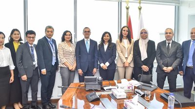 مصر وفيتنام تبحثان تعزيز التعاون الاستثماري والتجاري خلال لقاء رسمي بالعاصمة الإدارية