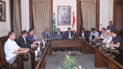 غرفة عمليات الوفد تتابع سير التصويت في انتخابات مجلس الشيوخ 2025