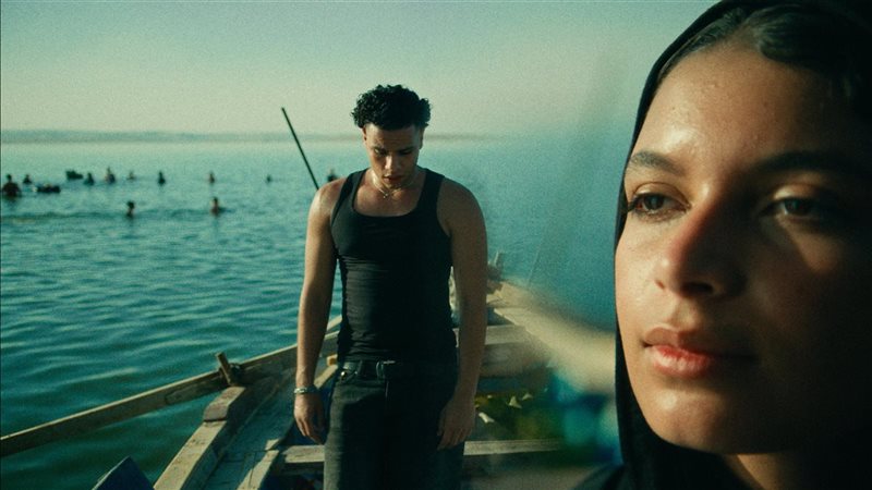 كليب بتقف ليه