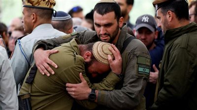 رئيس وزراء إسرائيل السابق يعترف بانهيار مكانة تل أبيب لدى الولايات المتحدة