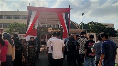 إقبال كثيف أمام لجان العبور في ثاني أيام انتخابات مجلس الشيوخ 2025