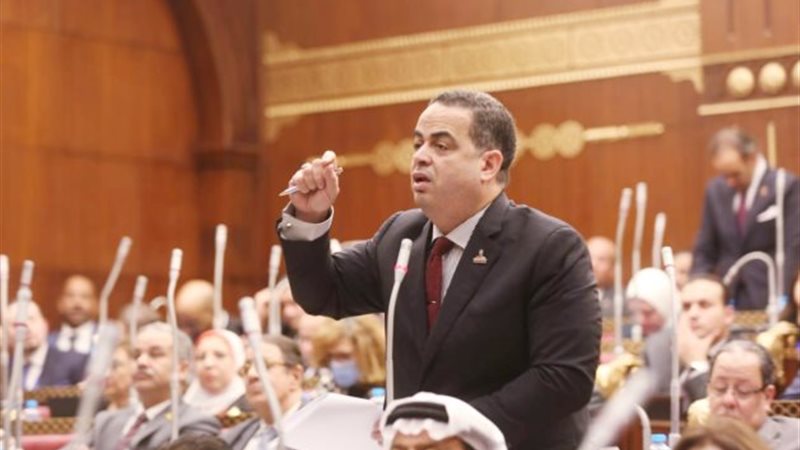 النائب عصام هلال