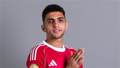 كواليس فشل انتقال كوكا إلى قاسم باشا وتطور جديد بشأن تجديد عقده مع الأهلي 