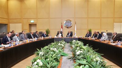 الفريق كامل الوزير يترأس عمومية شركة قناة السويس لتنمية الموانئ البحرية