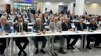 رئيس جامعة سوهاج يشارك باجتماع مجلسي الجامعات الخاصة والأهلية بالجامعة الألمانية