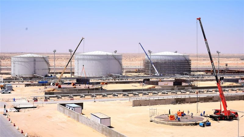 ميناء الحمرا البترولي