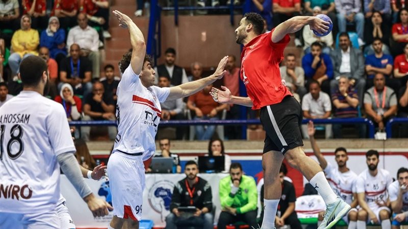 يد الأهلي والزمالك