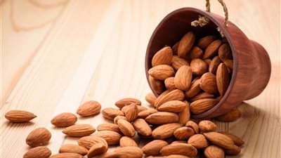 دعم صحة الأمعاء.. فوائد مذهلة لتناول اللوز يوميا