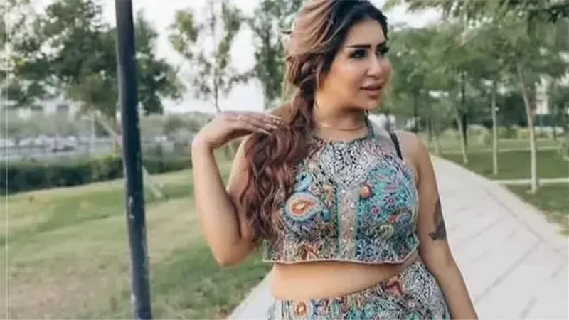 البلوجر لوليتا 