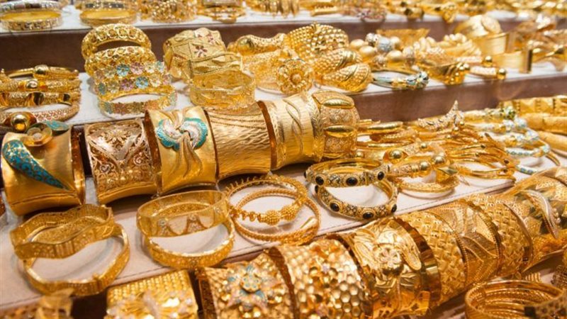 الذهب يخرج عن السيطرة.. عيار 21 يفاجئ محلات الصاغة