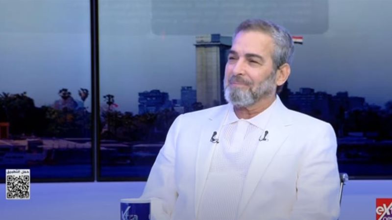 احمد عبد العزيز 