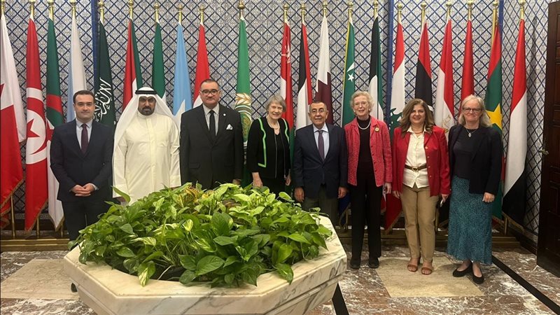 زيارة مجموعة الحكماء المعنية بالسلام لجامعة الدول