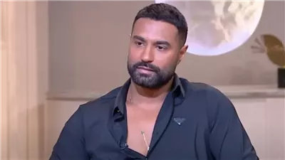 كريم فهمي يتألق في «220 يوم» ويجسد دراما نفسية إنسانية ساخنة