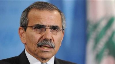 الحكومة اللبنانية تحذر إيران: لن نقبل بأي تدخل خارجي في شؤوننا الداخلية