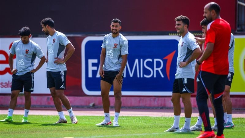 لاعبي الألهي من المران