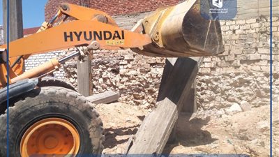 إزالة التعديات على أراضي أملاك الدولة بعدد من الأحياء بالإسكندرية.. تفاصيل
