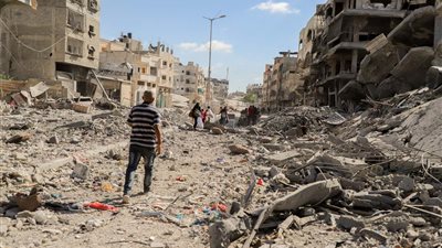 أزمة الوقود تخنق غزة.. والدفاع المدني الفلسطيني يستغيث من نقصٍ حاد