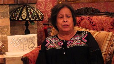 حياة الفهد في العناية المركزة بعد جلطة مفاجئة.. والوسط الفني يدعو لها بالشفاء