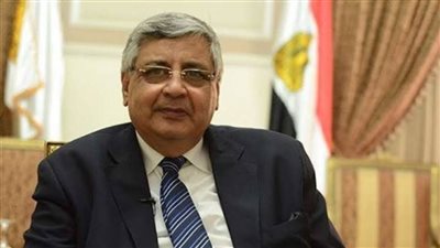 مستشار الرئيس للصحة: المبادرات الرئاسية حافظت على أولادنا بالمدارس