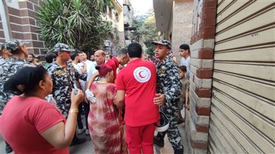 الهلال الأحمر يوجه فرق الطوارئ بمساندة الحماية المدنية في حريق سوق الترجمان