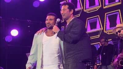 بحضور شقيقه ومصطفى كامل.. أحمد سعد يتألق بحفله الثاني في مهرجان مراسي