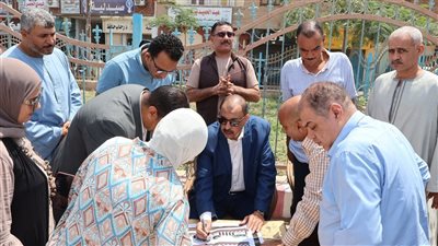 محافظ سوهاج يتفقد الأسواق والمواقف وأعمال تطوير ميدان الشهداء بالمنشاة