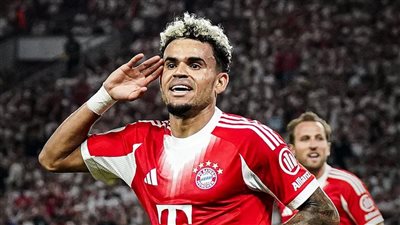 دياز يعمق من جراح باريس سان جيرمان ويسجل الهدف الثاني للبايرن في دوري الأبطال