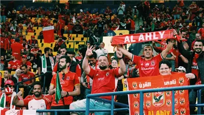 الزمالك ينوي شكوى جماهير الأهلي للجنة الانضباط بعد التجاوزات أمام فاركو