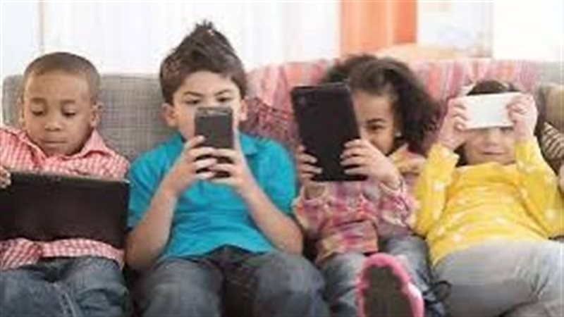 الإدمان الإلكتروني 