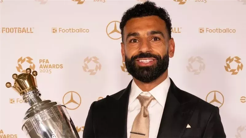 محمد صلاح يتوج بجائزة أفضل لاعب في الدوري الانجليزي