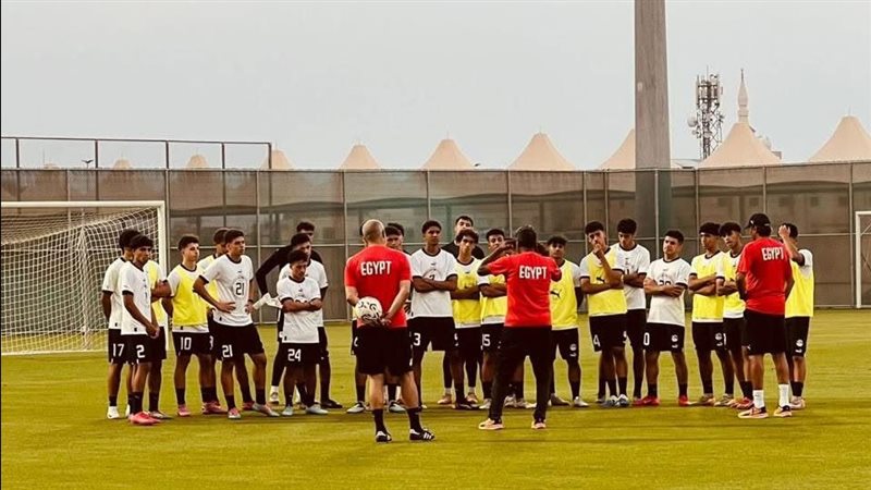 منتخب 17 عاما
