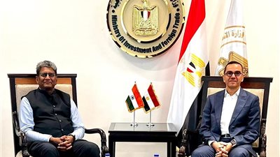وزير الاستثمار يلتقي السفير الهندي بالقاهرة لبحث سبل تعزيز العلاقات الاقتصادية