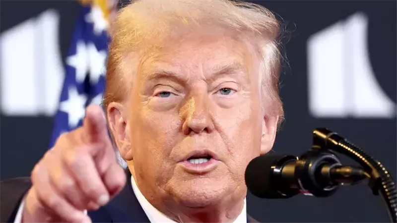الرئيس الأمريكي دونالد ترامب