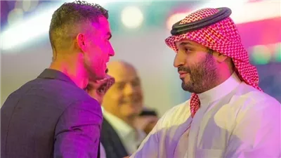 ولي العهد يتوج «فالكونز» بطلا لكأس العالم للرياضات الإلكترونية بحضور رونالدو
