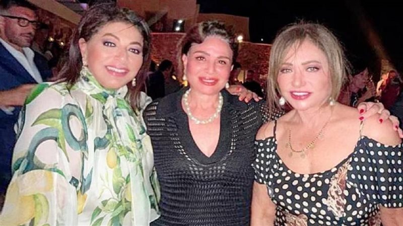 إلهام شاهين وهالة صدقي وليلى علوي