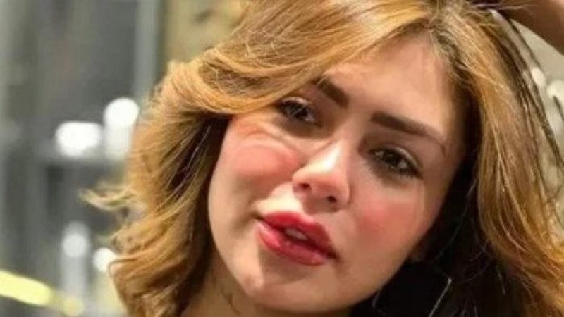 هدير عبد الرازق 