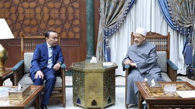 كازاخستان تجدِّد دعوتها لشيخ الأزهر للمشاركة في افتتاح قمَّة زعماء الأديان