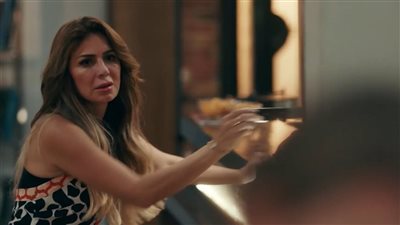 مسلسل أزمة ثقة الحلقة الثالثة.. انهيار عصبي لملك زاهر وصراع نجلاء بدر داخل الشركة